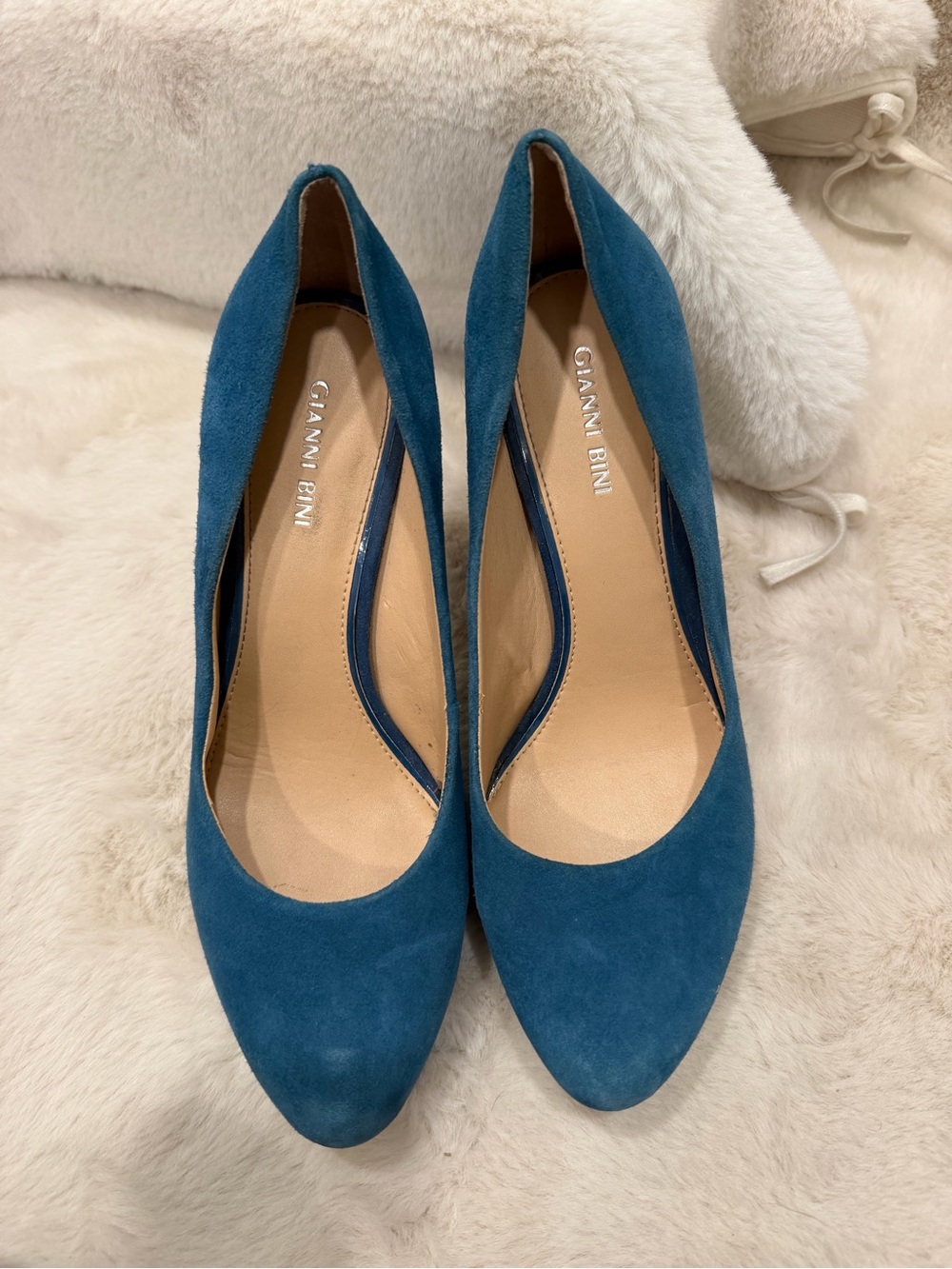 Gianni Bini Teal Suede Pointed Pumps